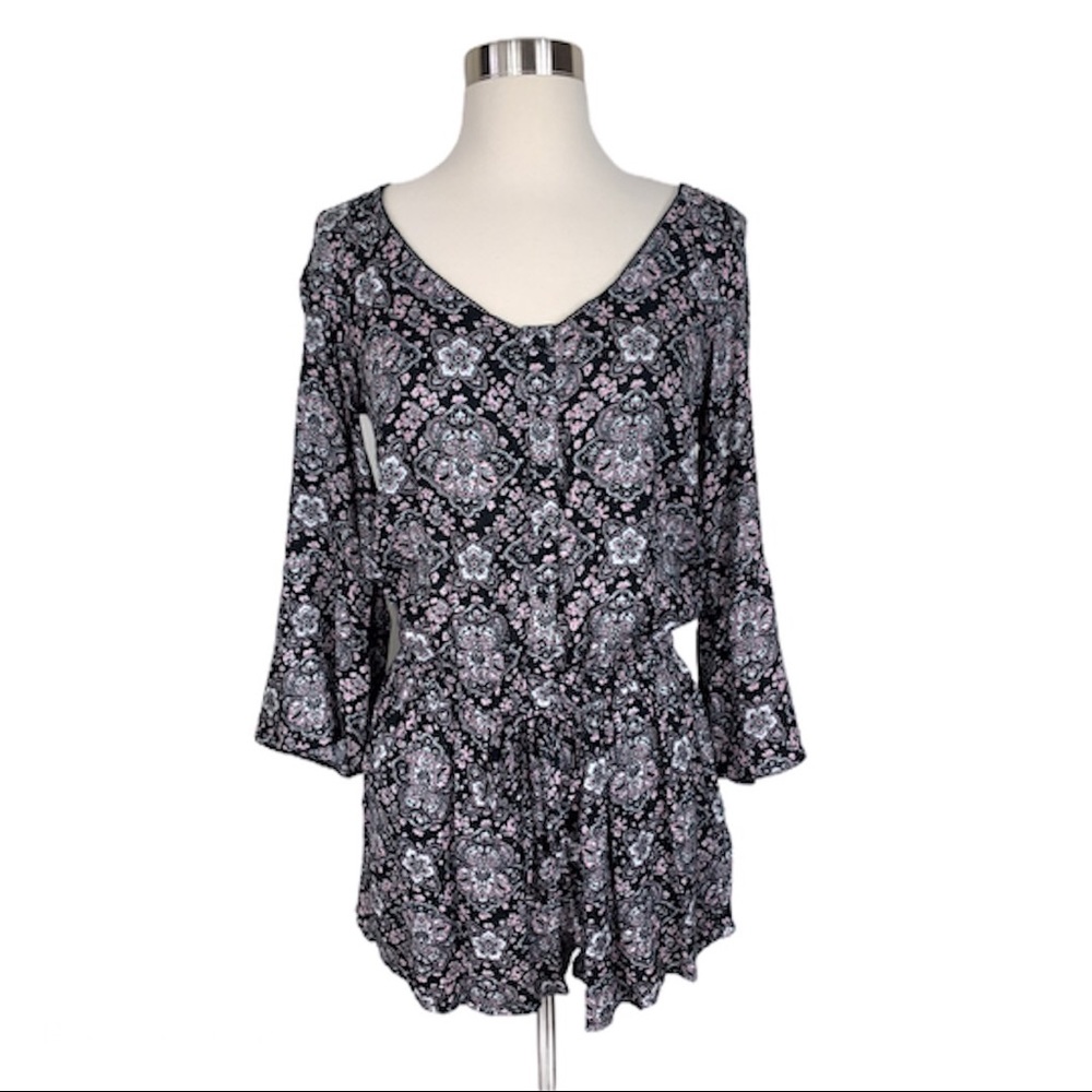 {American Eagle} Black Pink Floral Romper NWT